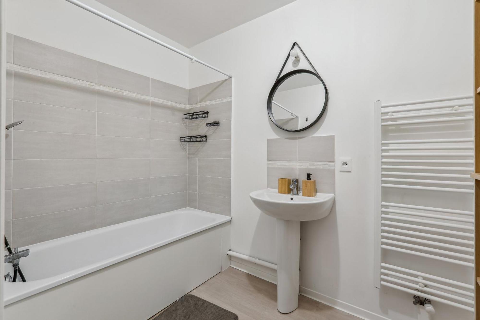 Appartamento Chic Apart With Terace And Parking Rouen Esterno foto